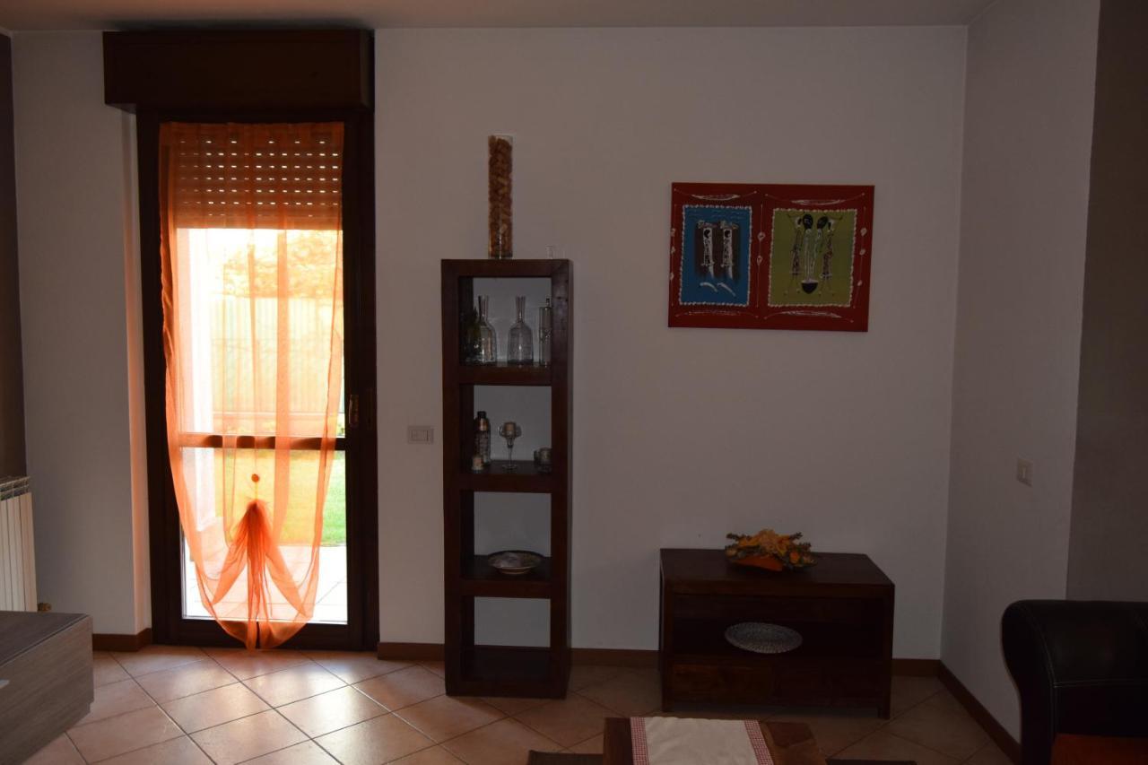 B&B Villa Lodigiana ブルゲーリオ エクステリア 写真